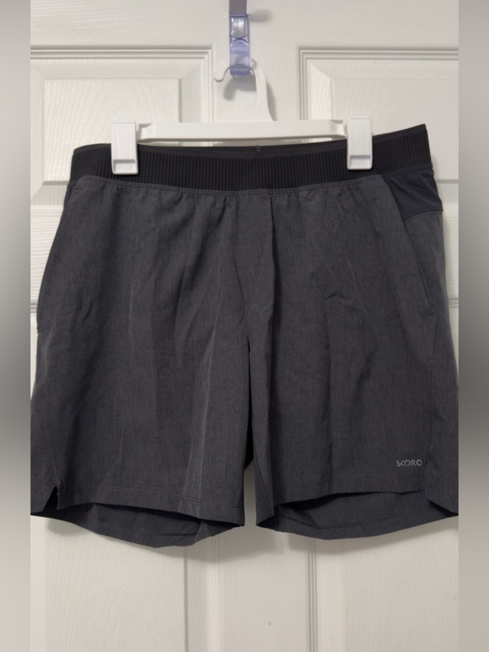 Skora Men's Athletic Shorts — Charcoal Gray